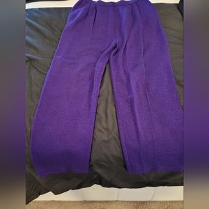 St. John size 10, purple knit pants